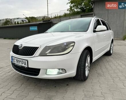 Белый Шкода Октавия, объемом двигателя 1.6 л и пробегом 295 тыс. км за 7200 $, фото 4 на Automoto.ua