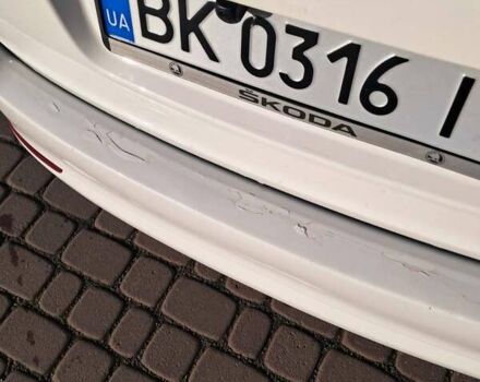 Белый Шкода Октавия, объемом двигателя 1.2 л и пробегом 154 тыс. км за 6500 $, фото 4 на Automoto.ua