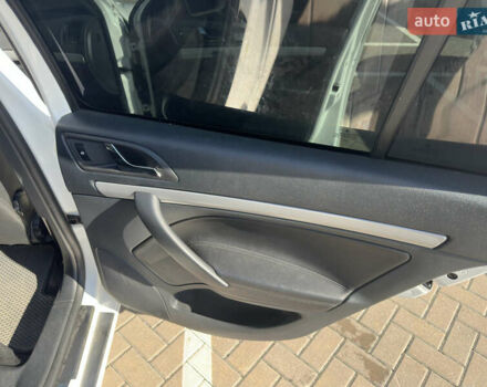 Белый Шкода Октавия, объемом двигателя 1.6 л и пробегом 270 тыс. км за 7400 $, фото 11 на Automoto.ua