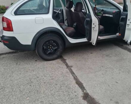 Шкода Октавія 2011 у Новом Буге на Automoto.ua Білий Шкода Октавія, об'ємом двигуна 1.8 л та пробігом 255 тис. км за 8000 $, фото 3 на Automoto.ua