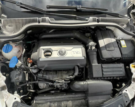 Белый Шкода Октавия, объемом двигателя 2 л и пробегом 176 тыс. км за 8000 $, фото 10 на Automoto.ua