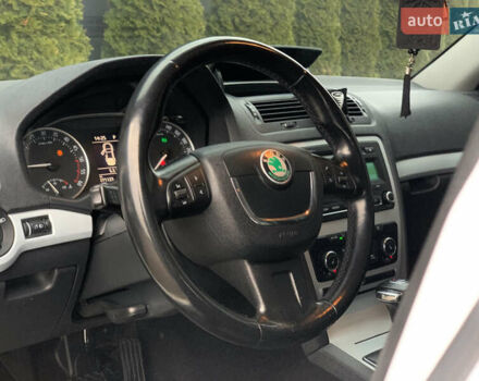 Белый Шкода Октавия, объемом двигателя 1.6 л и пробегом 271 тыс. км за 7950 $, фото 33 на Automoto.ua