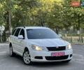 Білий Шкода Октавія, об'ємом двигуна 1.6 л та пробігом 261 тис. км за 7400 $, фото 1 на Automoto.ua