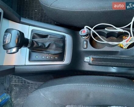 Белый Шкода Октавия, объемом двигателя 1.6 л и пробегом 240 тыс. км за 8615 $, фото 3 на Automoto.ua