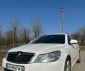 Белый Шкода Октавия, объемом двигателя 1.6 л и пробегом 297 тыс. км за 7299 $, фото 1 на Automoto.ua