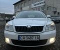 Білий Шкода Октавія, об'ємом двигуна 1.6 л та пробігом 244 тис. км за 7800 $, фото 4 на Automoto.ua