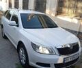 Белый Шкода Октавия, объемом двигателя 1.6 л и пробегом 218 тыс. км за 7500 $, фото 1 на Automoto.ua
