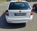Белый Шкода Октавия, объемом двигателя 1.6 л и пробегом 207 тыс. км за 7900 $, фото 3 на Automoto.ua