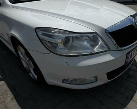 Белый Шкода Октавия, объемом двигателя 1.97 л и пробегом 265 тыс. км за 8300 $, фото 8 на Automoto.ua