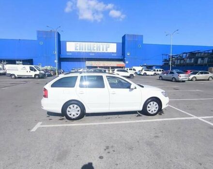 Білий Шкода Октавія, об'ємом двигуна 1.39 л та пробігом 250 тис. км за 7500 $, фото 20 на Automoto.ua