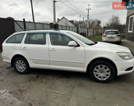 Білий Шкода Октавія, об'ємом двигуна 1.6 л та пробігом 183 тис. км за 7400 $, фото 14 на Automoto.ua