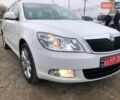 Белый Шкода Октавия, объемом двигателя 1.8 л и пробегом 160 тыс. км за 8500 $, фото 1 на Automoto.ua