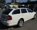 Білий Шкода Октавія, об'ємом двигуна 1.6 л та пробігом 300 тис. км за 4760 $, фото 3 на Automoto.ua