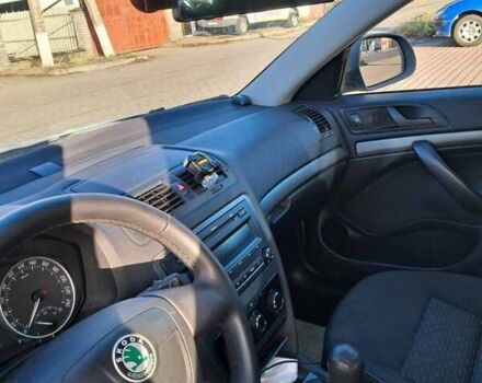 Белый Шкода Октавия, объемом двигателя 1.2 л и пробегом 154 тыс. км за 6500 $, фото 6 на Automoto.ua