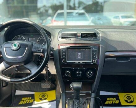 Белый Шкода Октавия, объемом двигателя 1.6 л и пробегом 320 тыс. км за 8000 $, фото 11 на Automoto.ua