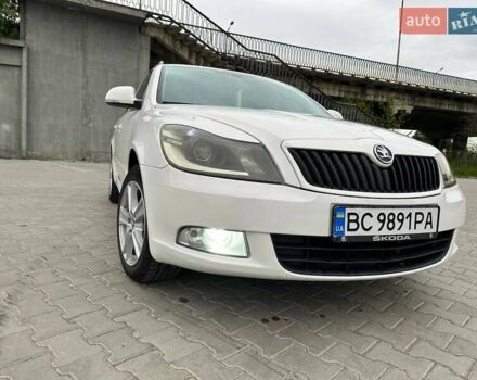 Белый Шкода Октавия, объемом двигателя 1.6 л и пробегом 295 тыс. км за 7200 $, фото 28 на Automoto.ua