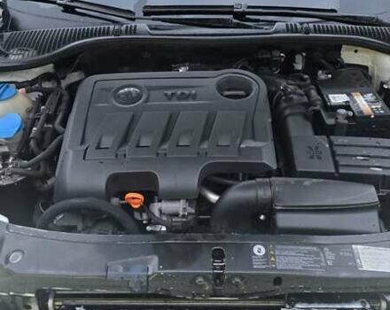 Білий Шкода Октавія, об'ємом двигуна 1.97 л та пробігом 280 тис. км за 8100 $, фото 12 на Automoto.ua