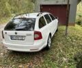 Шкода Октавія 2011 у Ужгороді на Automoto.ua Білий Шкода Октавія, об'ємом двигуна 1.6 л та пробігом 268 тис. км за 7000 $, фото 1 на Automoto.ua