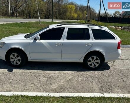 Белый Шкода Октавия, объемом двигателя 1.97 л и пробегом 325 тыс. км за 8200 $, фото 5 на Automoto.ua