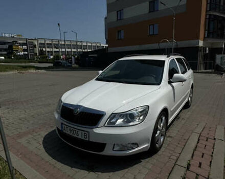 Белый Шкода Октавия, объемом двигателя 1.97 л и пробегом 265 тыс. км за 8300 $, фото 32 на Automoto.ua
