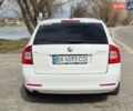 Белый Шкода Октавия, объемом двигателя 1.6 л и пробегом 204 тыс. км за 7200 $, фото 5 на Automoto.ua