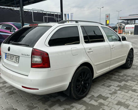 Белый Шкода Октавия, объемом двигателя 1.97 л и пробегом 286 тыс. км за 7999 $, фото 2 на Automoto.ua