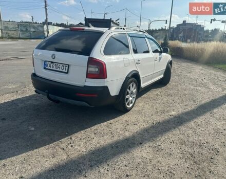 Белый Шкода Октавия, объемом двигателя 1.6 л и пробегом 380 тыс. км за 7500 $, фото 4 на Automoto.ua