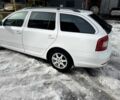Білий Шкода Октавія, об'ємом двигуна 1.6 л та пробігом 185 тис. км за 7600 $, фото 3 на Automoto.ua