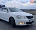 Белый Шкода Октавия, объемом двигателя 1.6 л и пробегом 282 тыс. км за 5500 $, фото 1 на Automoto.ua