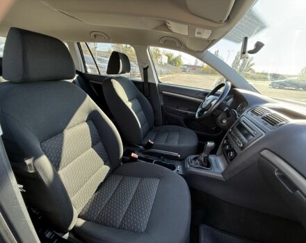 Белый Шкода Октавия, объемом двигателя 1.4 л и пробегом 225 тыс. км за 7900 $, фото 6 на Automoto.ua