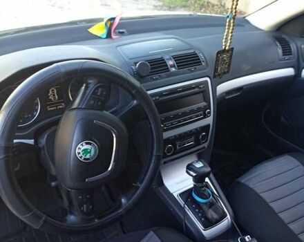 Білий Шкода Октавія, об'ємом двигуна 1.6 л та пробігом 315 тис. км за 8200 $, фото 2 на Automoto.ua