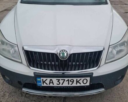 Шкода Октавія 2011 у Новом Буге на Automoto.ua Білий Шкода Октавія, об'ємом двигуна 1.8 л та пробігом 255 тис. км за 8000 $, фото 8 на Automoto.ua