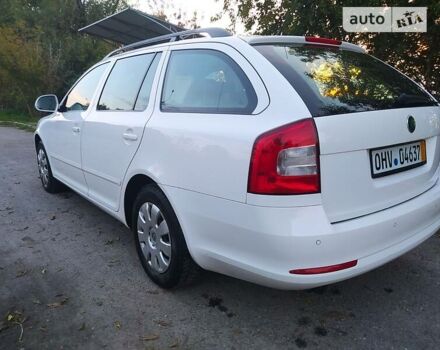 Белый Шкода Октавия, объемом двигателя 1.6 л и пробегом 255 тыс. км за 9100 $, фото 17 на Automoto.ua