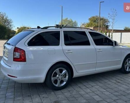 Белый Шкода Октавия, объемом двигателя 1.2 л и пробегом 235 тыс. км за 6900 $, фото 18 на Automoto.ua