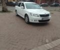Білий Шкода Октавія, об'ємом двигуна 1.6 л та пробігом 200 тис. км за 7300 $, фото 1 на Automoto.ua