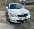 Белый Шкода Октавия, объемом двигателя 1.6 л и пробегом 264 тыс. км за 7800 $, фото 1 на Automoto.ua