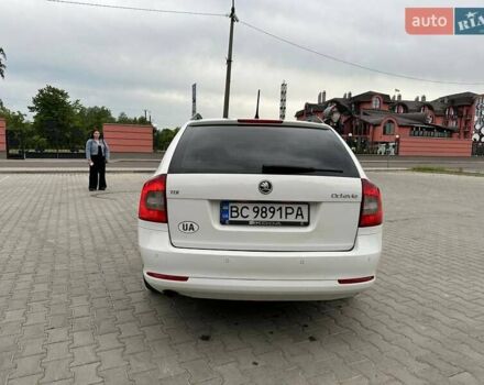 Белый Шкода Октавия, объемом двигателя 1.6 л и пробегом 295 тыс. км за 7200 $, фото 12 на Automoto.ua
