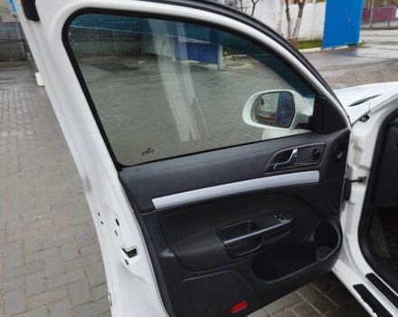 Білий Шкода Октавія, об'ємом двигуна 1.6 л та пробігом 330 тис. км за 6700 $, фото 11 на Automoto.ua