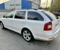 Шкода Октавія 2011 у Житомирі на Automoto.ua Білий Шкода Октавія, об'ємом двигуна 1.6 л та пробігом 235 тис. км за 8000 $, фото 5 на Automoto.ua