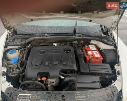 Белый Шкода Октавия, объемом двигателя 2 л и пробегом 371 тыс. км за 9600 $, фото 21 на Automoto.ua