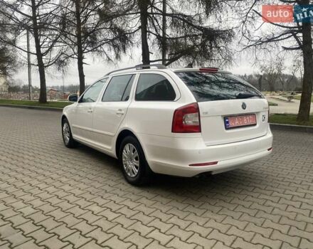 Білий Шкода Октавія, об'ємом двигуна 1.4 л та пробігом 236 тис. км за 8200 $, фото 2 на Automoto.ua