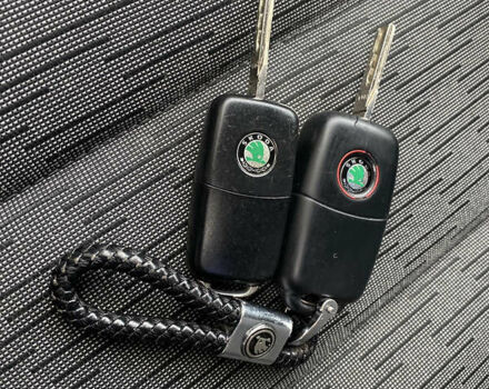 Белый Шкода Октавия, объемом двигателя 1.6 л и пробегом 239 тыс. км за 8650 $, фото 20 на Automoto.ua