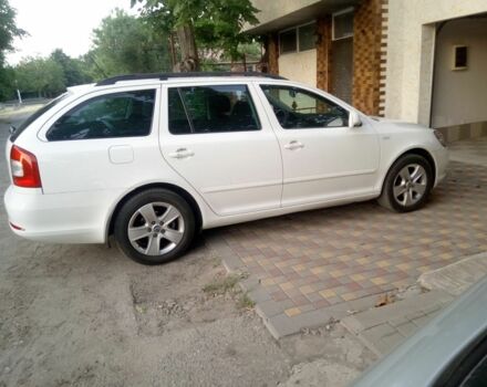 Белый Шкода Октавия, объемом двигателя 1.2 л и пробегом 245 тыс. км за 7200 $, фото 4 на Automoto.ua