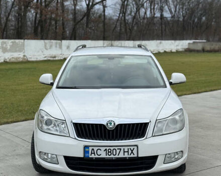 Белый Шкода Октавия, объемом двигателя 1.4 л и пробегом 223 тыс. км за 7500 $, фото 1 на Automoto.ua