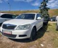Білий Шкода Октавія, об'ємом двигуна 1.6 л та пробігом 270 тис. км за 5950 $, фото 1 на Automoto.ua