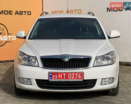 Белый Шкода Октавия, объемом двигателя 1.6 л и пробегом 238 тыс. км за 8200 $, фото 1 на Automoto.ua