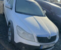 Белый Шкода Октавия, объемом двигателя 1.97 л и пробегом 280 тыс. км за 10000 $, фото 2 на Automoto.ua