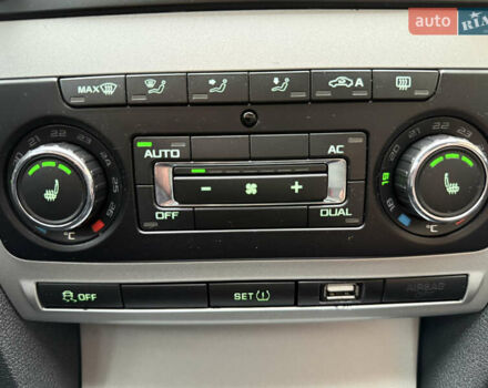 Белый Шкода Октавия, объемом двигателя 1.4 л и пробегом 231 тыс. км за 7000 $, фото 23 на Automoto.ua