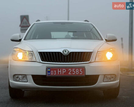 Белый Шкода Октавия, объемом двигателя 1.4 л и пробегом 179 тыс. км за 8555 $, фото 15 на Automoto.ua