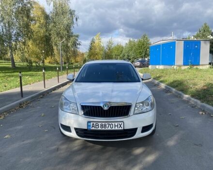 Белый Шкода Октавия, объемом двигателя 1.6 л и пробегом 239 тыс. км за 8750 $, фото 3 на Automoto.ua